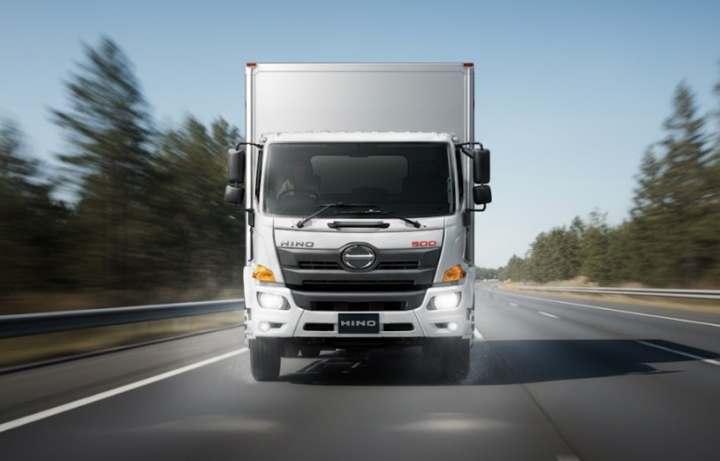 xe tải hino trả góp